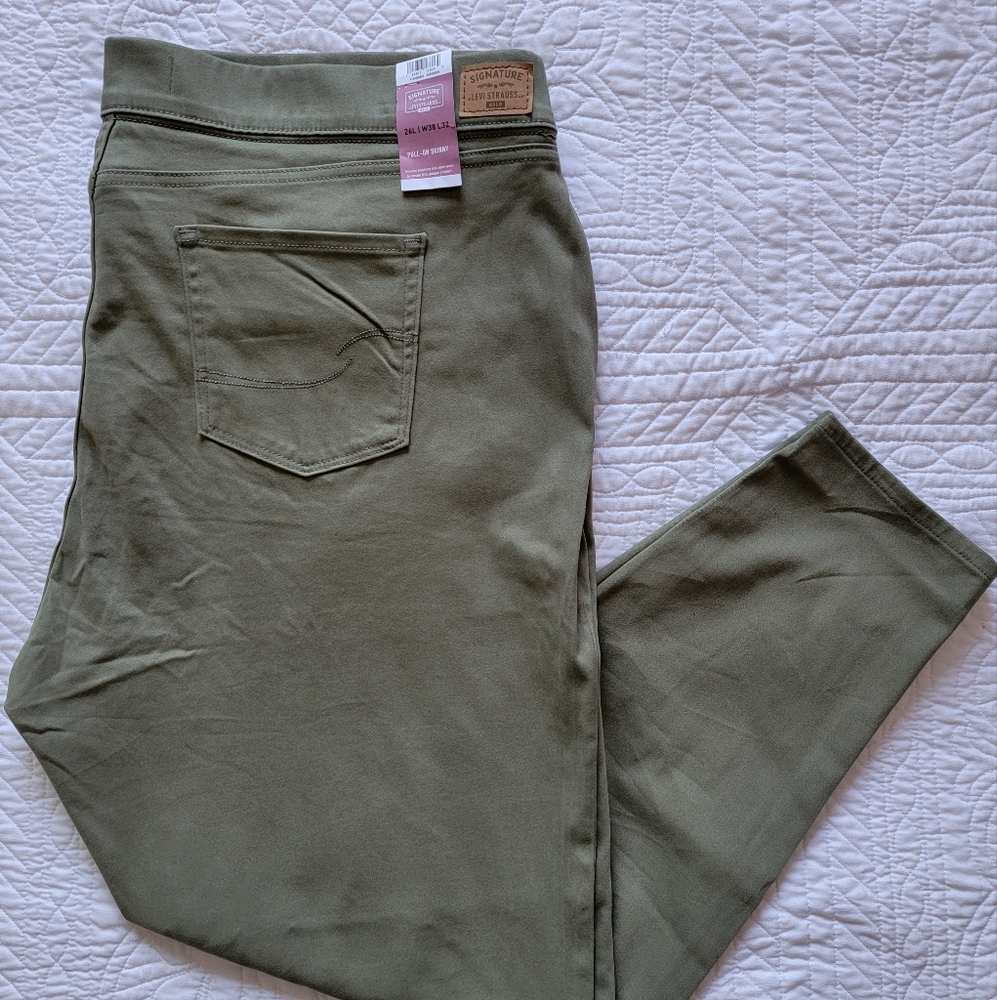 Signature By Levi's Women's Olive Shaping Pull-On Skinny Pants Size 26L(W38 L32) - Picture 4 of 8